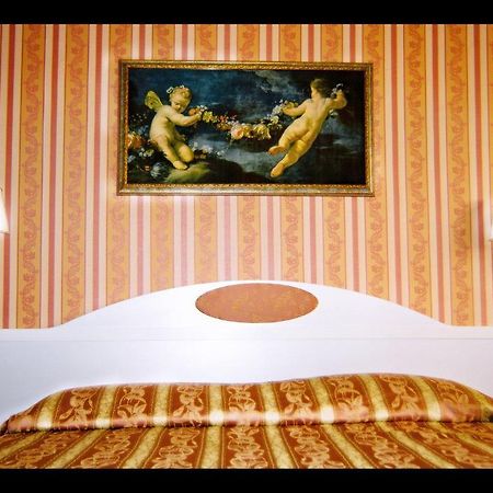 Belvedere Termini Bed & Breakfast Rome Bagian luar foto