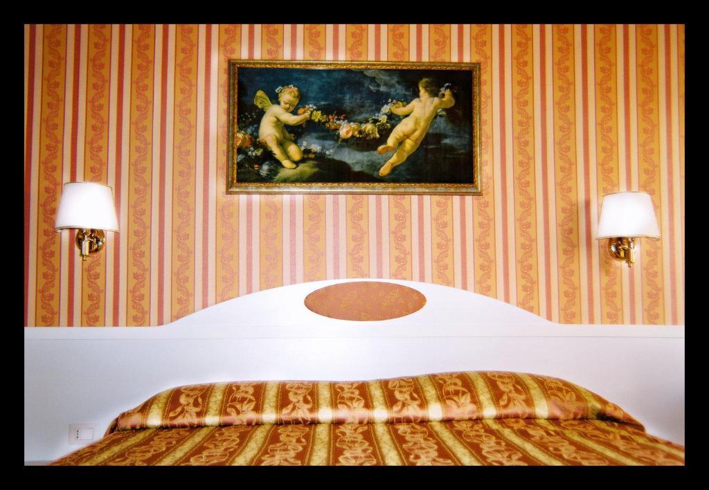 Belvedere Termini Bed & Breakfast Rome Bagian luar foto