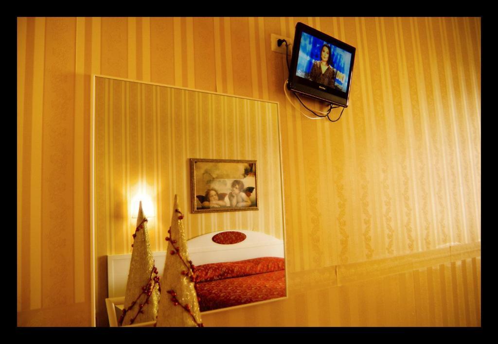 Belvedere Termini Bed & Breakfast Rome Bagian luar foto