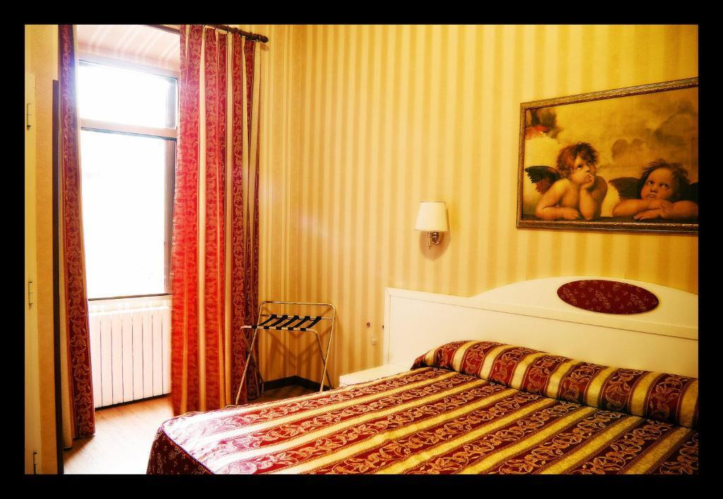 Belvedere Termini Bed & Breakfast Rome Bagian luar foto