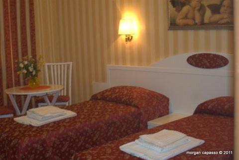 Belvedere Termini Bed & Breakfast Rome Bagian luar foto